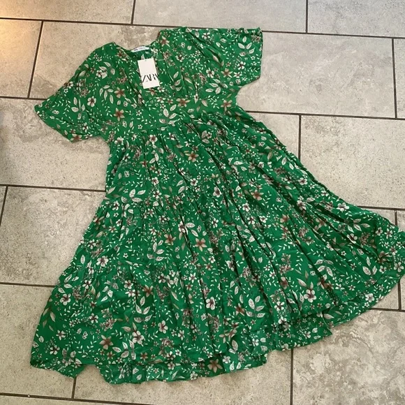 Zara | Dresses | Zara Green Floral Tiered Maxi Dress | Poshmark